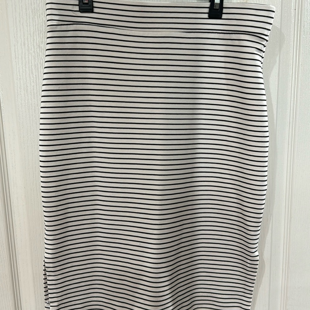 Ann Taylor Cotton stripped skirt